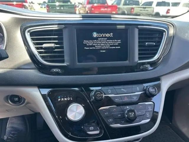 2020 Chrysler Pacifica Touring