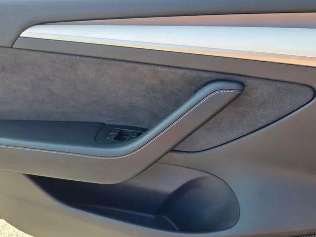2021 Tesla Model 3 Standard Range Plus Rear-Wheel Drive