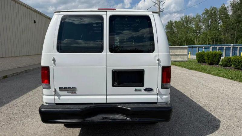 2012 Ford E-250 Commercial