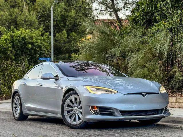 2016 Tesla Model S 90D
