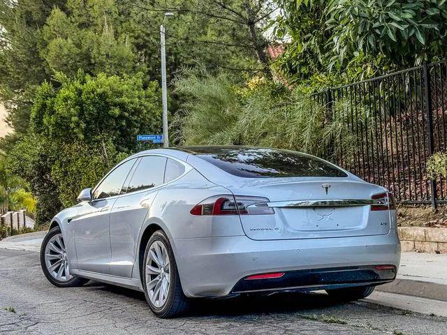 2016 Tesla Model S 90D
