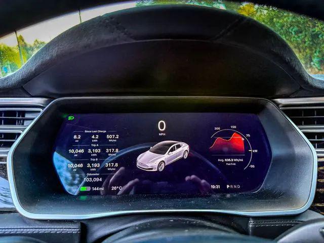 2016 Tesla Model S 90D