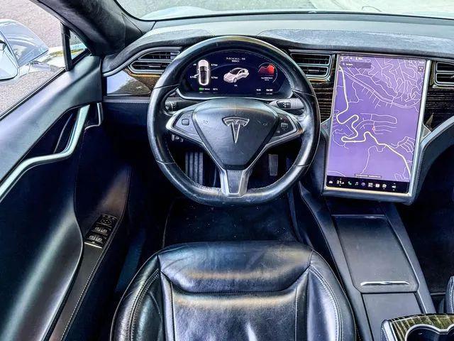 2016 Tesla Model S 90D