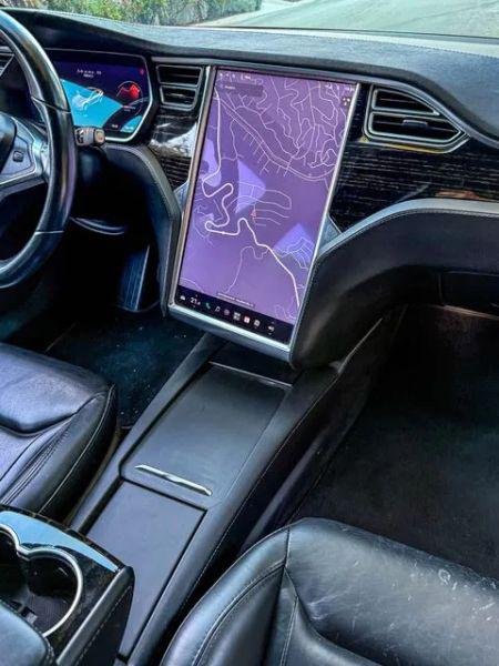 2016 Tesla Model S 90D