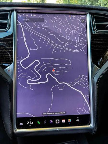 2016 Tesla Model S 90D