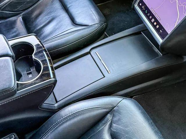 2016 Tesla Model S 90D