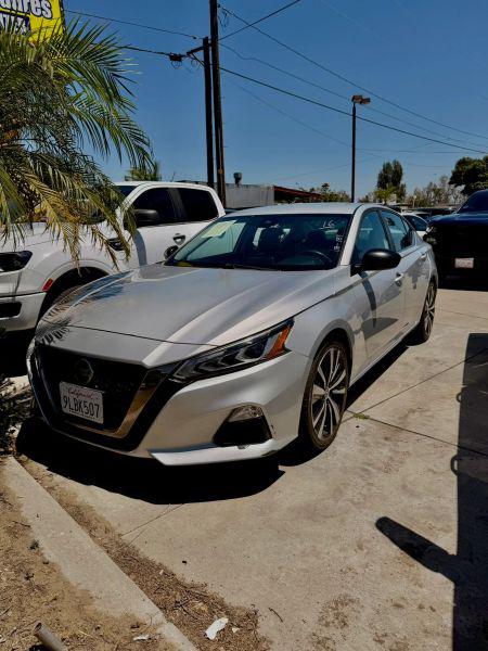 2021 Nissan Altima SR FWD for sale in Bloomington, CA