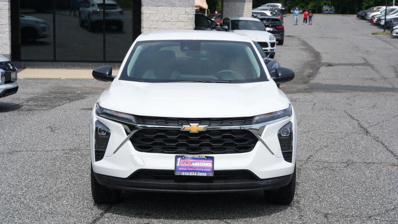 2025 Chevrolet Trax FWD LS