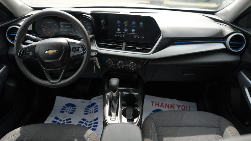 2025 Chevrolet Trax FWD LS