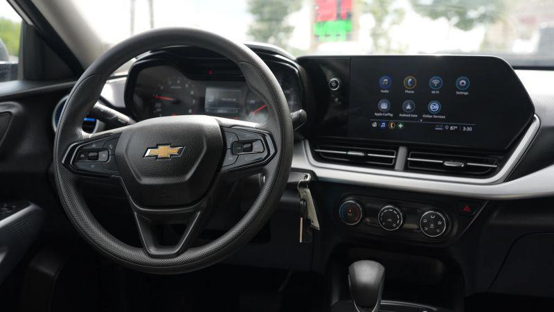 2025 Chevrolet Trax FWD LS