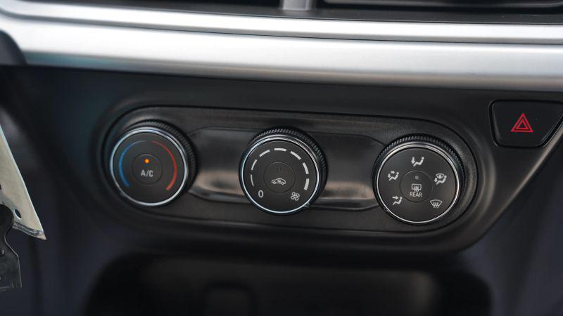 2025 Chevrolet Trax FWD LS