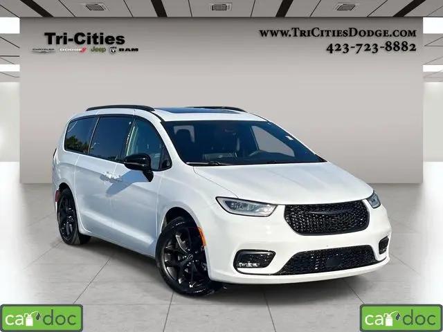 2025 Chrysler Pacifica Limited for sale in Kingsport, TN