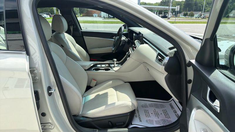 2025 Genesis G70 2.5T AWD