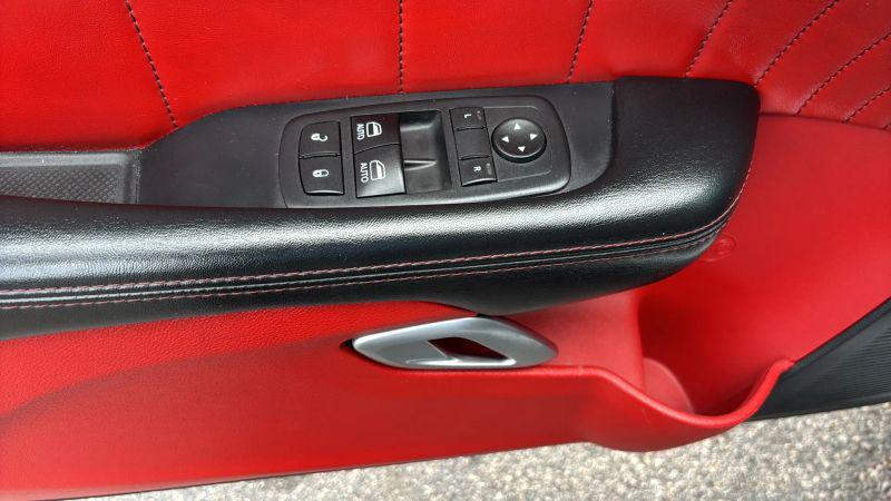 2015 Dodge Challenger R/T Plus Shaker