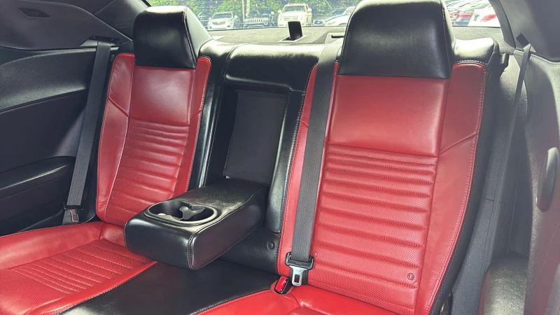 2015 Dodge Challenger R/T Plus Shaker