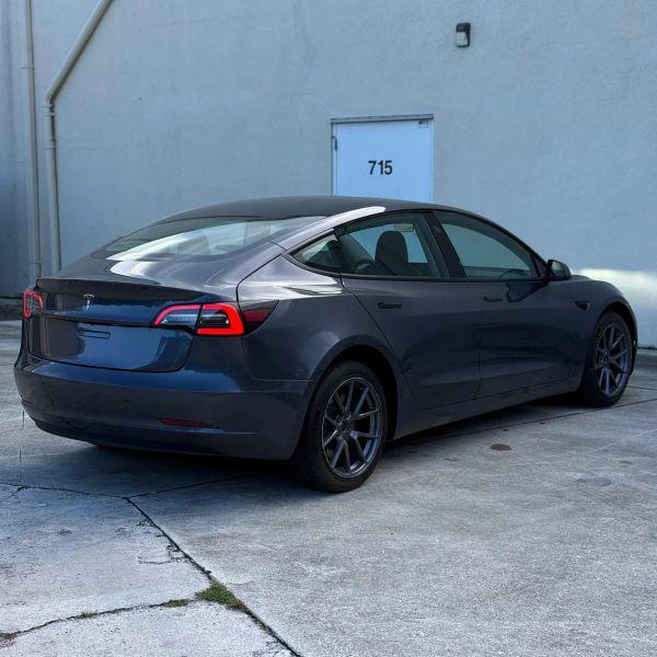 2021 Tesla Model 3 Standard Range Plus Rear-Wheel Drive
