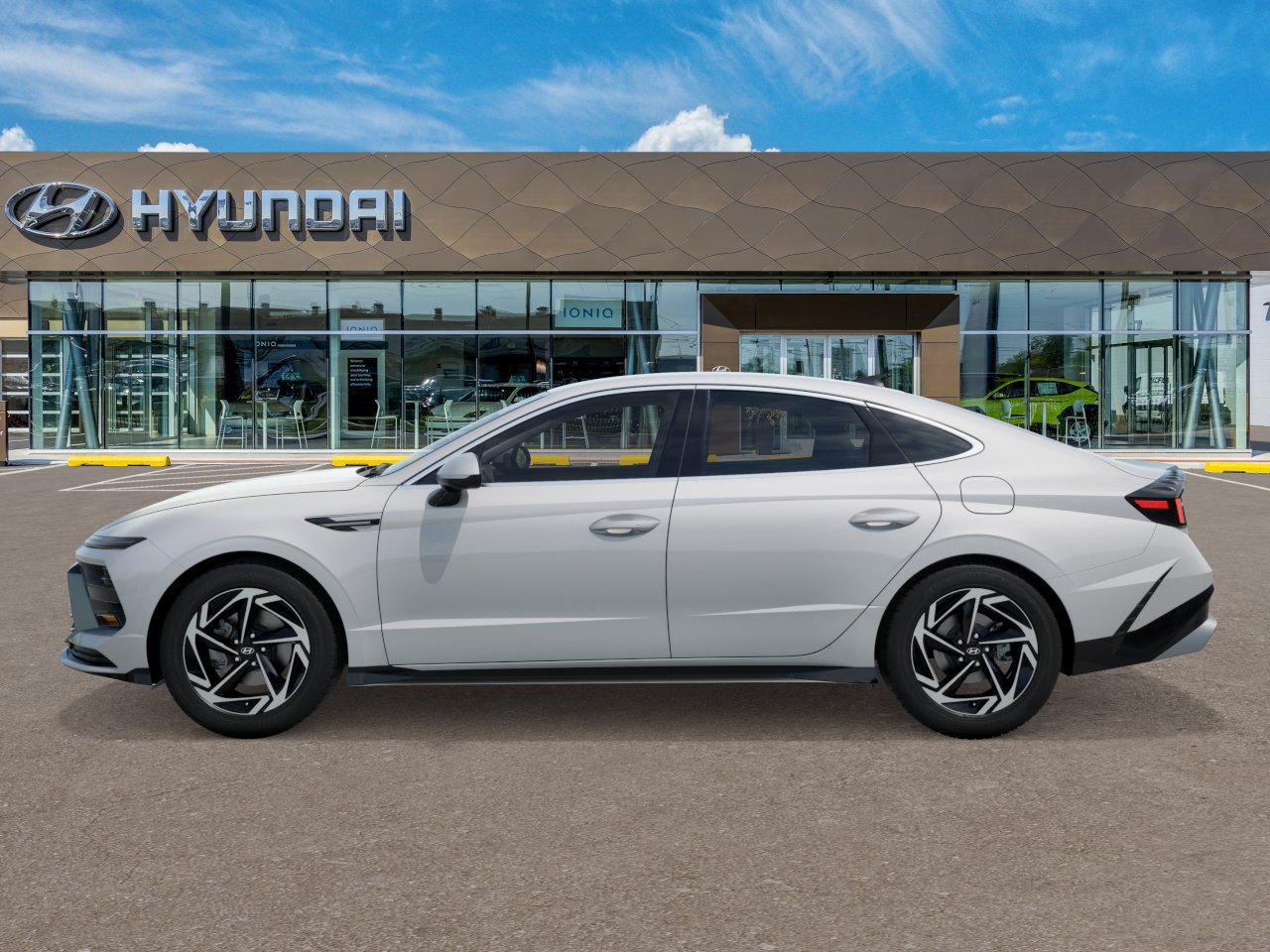 2026 Hyundai Sonata SEL photo 3