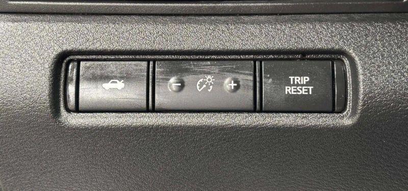2021 Nissan Altima SR FWD