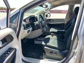 2017 Chrysler Pacifica LX