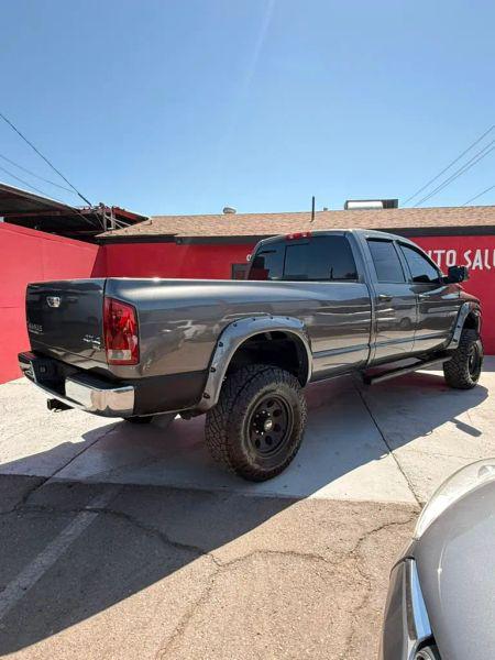 2004 Dodge Ram 3500 SLT/Laramie