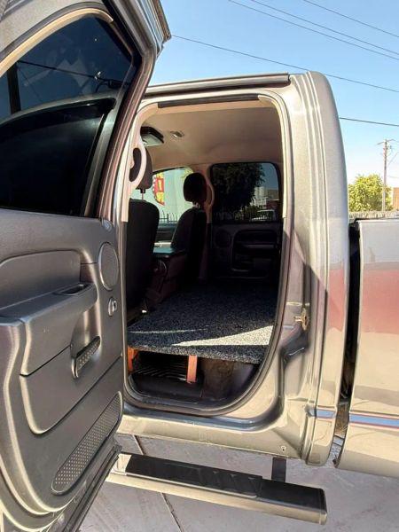 2004 Dodge Ram 3500 SLT/Laramie