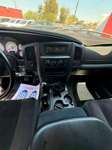 2004 Dodge Ram 3500 SLT/Laramie