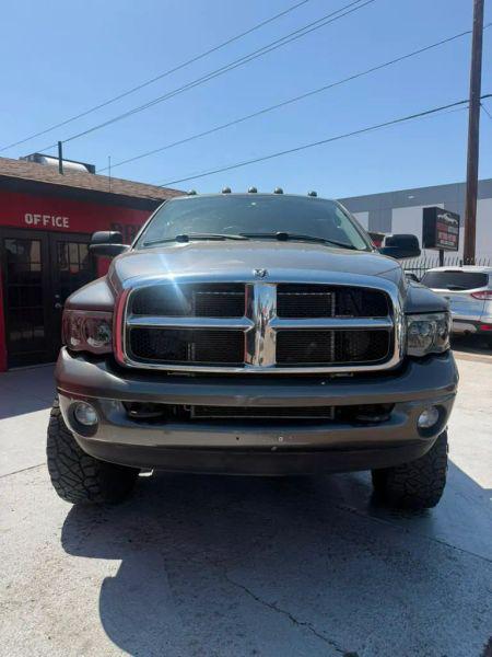 2004 Dodge Ram 3500 SLT/Laramie