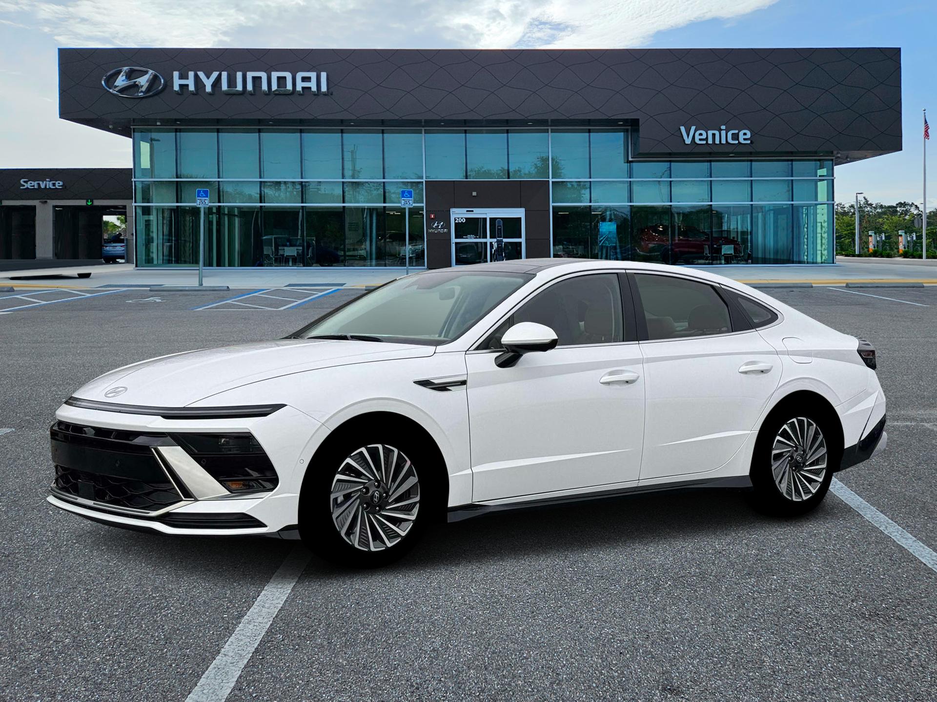 2026 Hyundai SONATA HYBRID Limited - Image 2