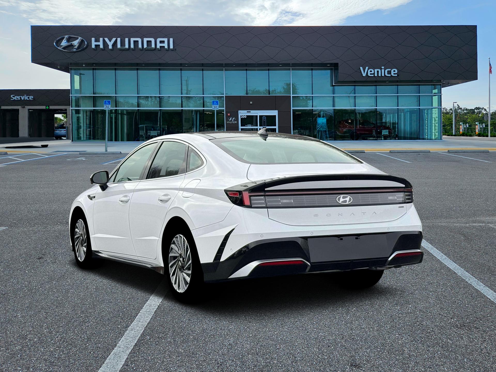 2026 Hyundai SONATA HYBRID Limited - Image 5