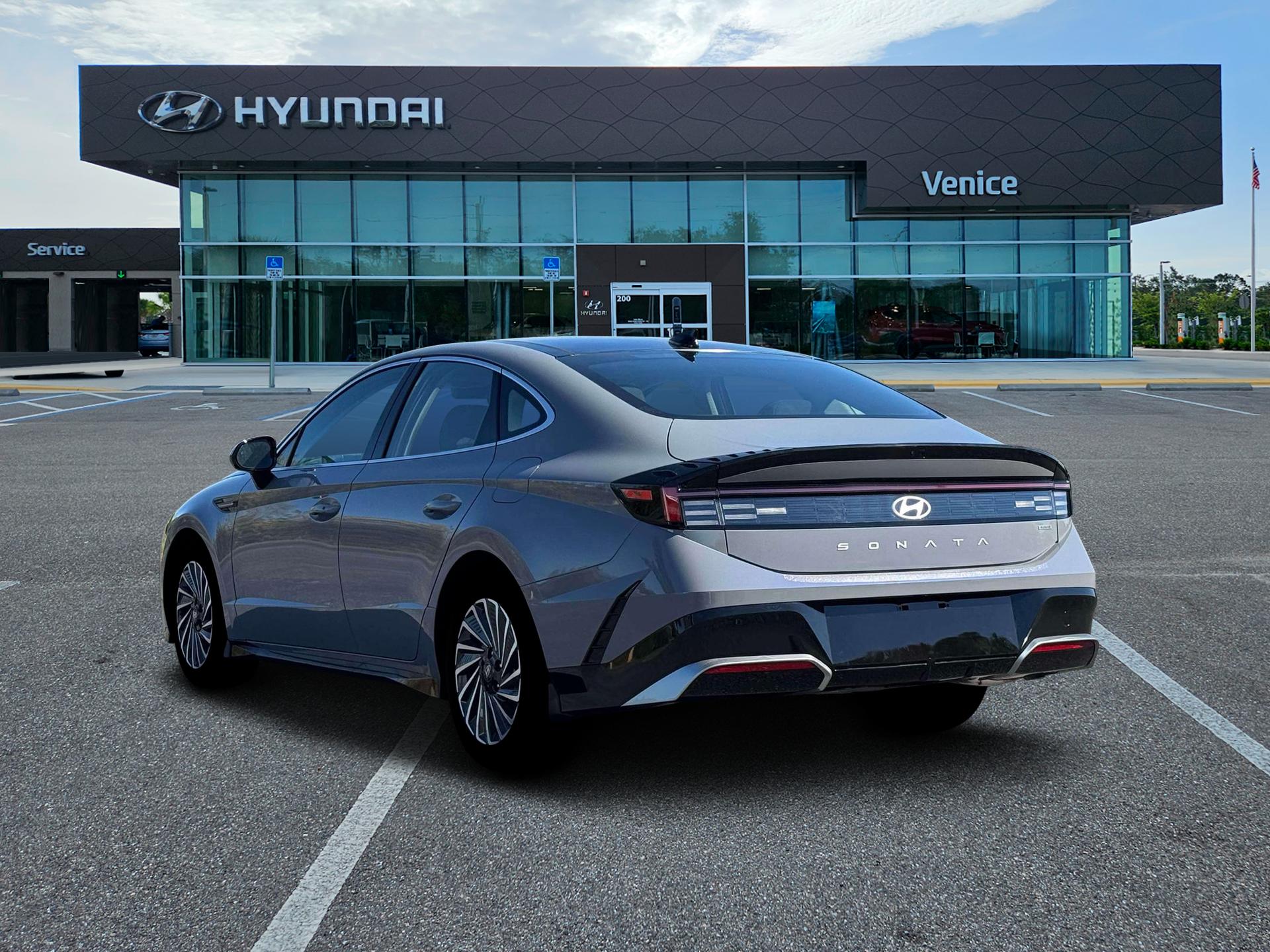 2026 Hyundai SONATA HYBRID SEL - Image 5