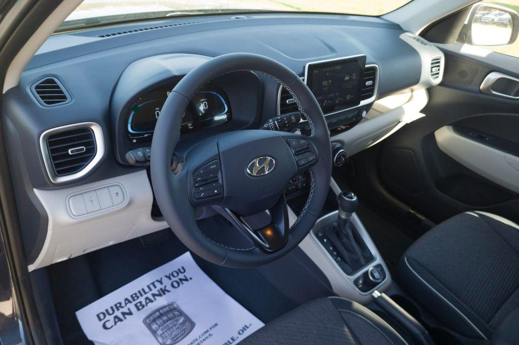 New 2026 White HYUNDAI SEL w/Two-Tone Roof image 12