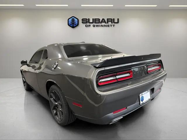 2021 Dodge Challenger SXT