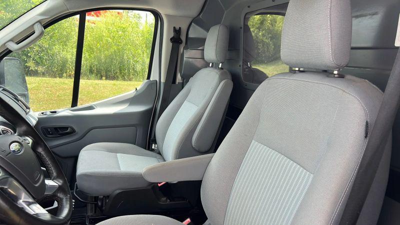 2019 Ford Transit w/60/40 Side Door w/RWB