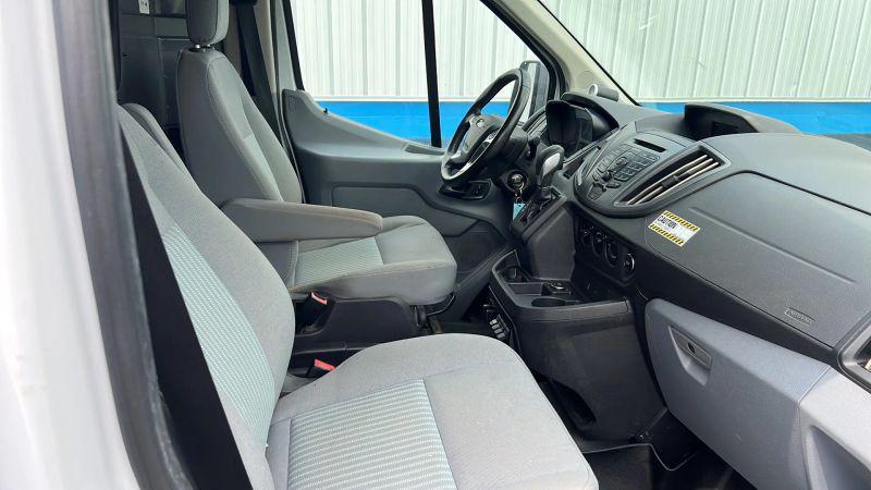 2019 Ford Transit w/60/40 Side Door w/RWB