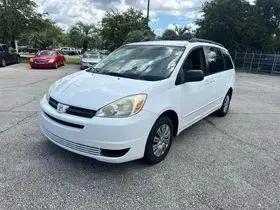 2005 Toyota Sienna LE for sale in Weeki Wachee, FL