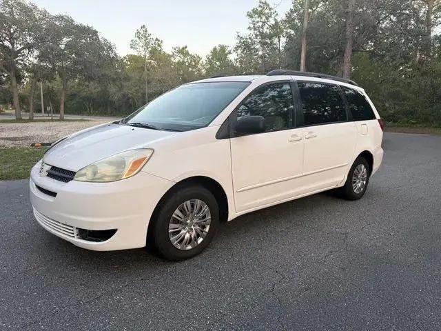 2005 Toyota Sienna LE for sale in Weeki Wachee, FL