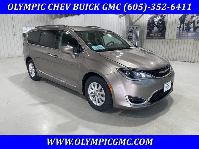 2017 Chrysler Pacifica Touring-L for sale in Huron, SD