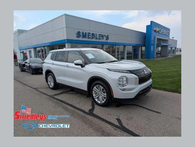 2022 Mitsubishi Outlander ES 2.5 2WD for sale in Vandalia, OH