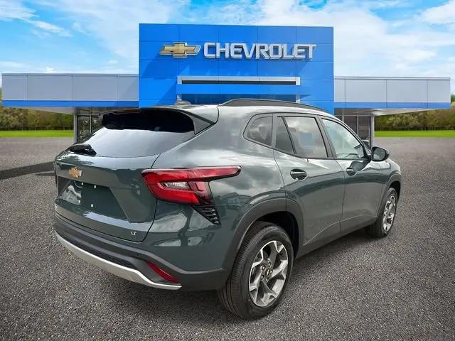2026 Chevrolet Trax FWD LT