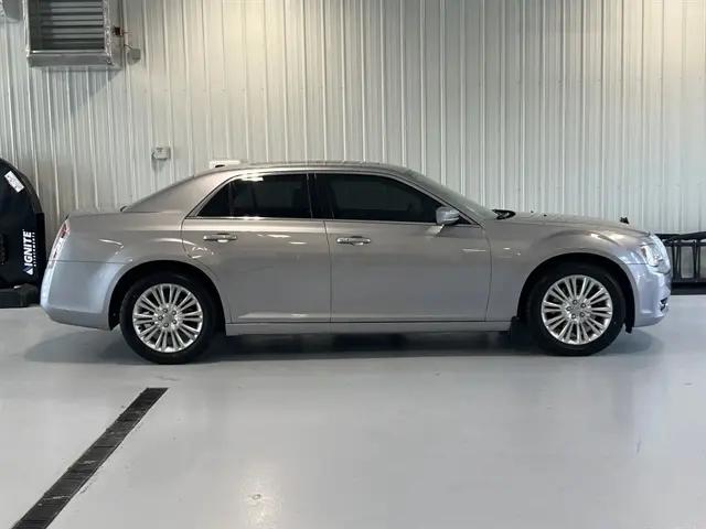 2013 Chrysler 300 Motown