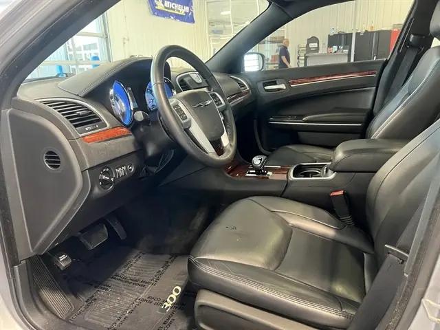 2013 Chrysler 300 Motown
