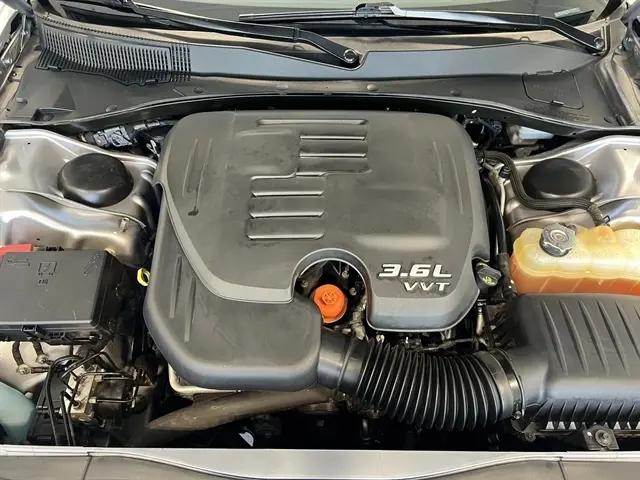2013 Chrysler 300 Motown