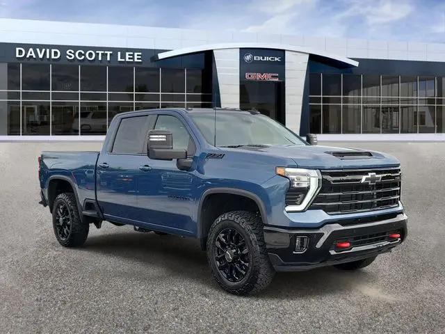 2025 Chevrolet Silverado 2500HD 4WD Crew Cab Standard Bed LT for sale in Crestview, FL