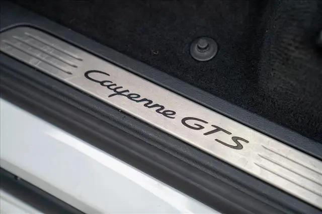 2016 Porsche Cayenne GTS