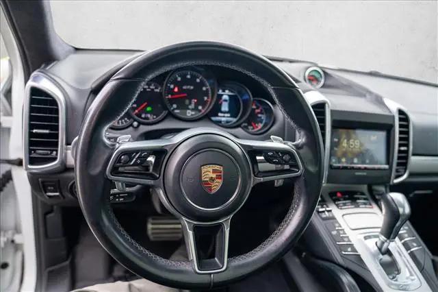2016 Porsche Cayenne GTS