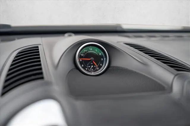 2016 Porsche Cayenne GTS