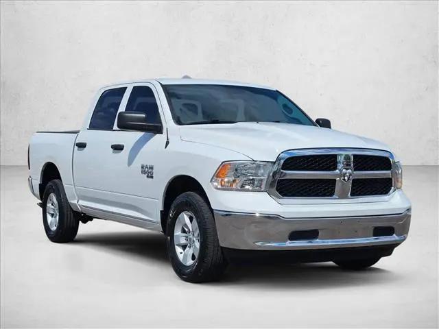 2022 Ram 1500 Classic SLT Crew Cab 4x4 57 Box