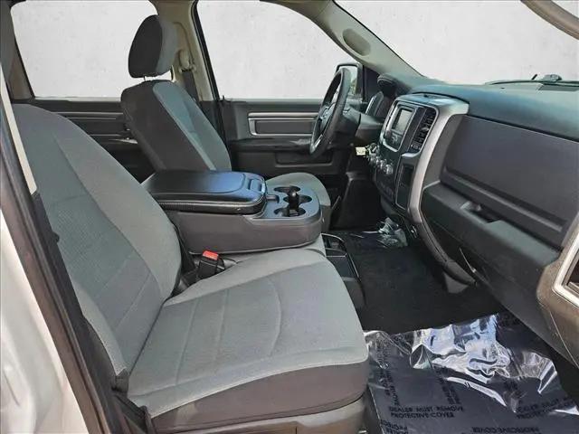 2022 Ram 1500 Classic SLT Crew Cab 4x4 57 Box