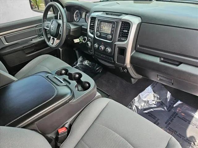 2022 Ram 1500 Classic SLT Crew Cab 4x4 57 Box