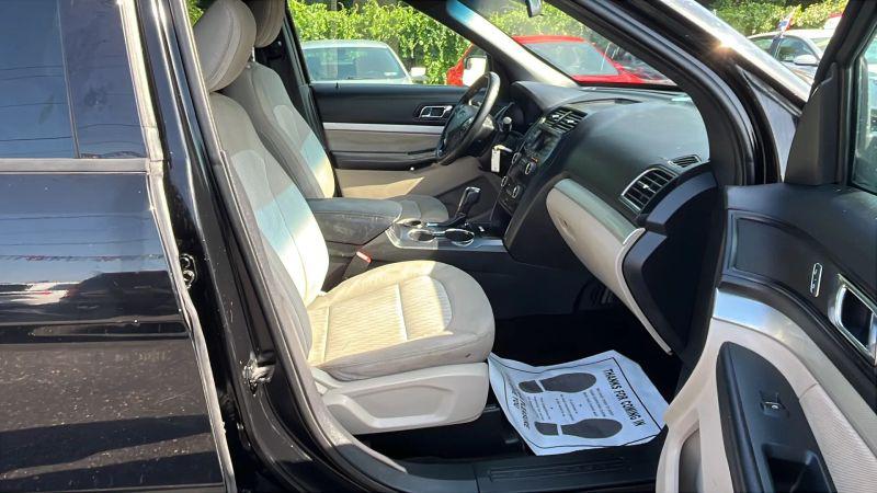 2018 Ford Explorer Base